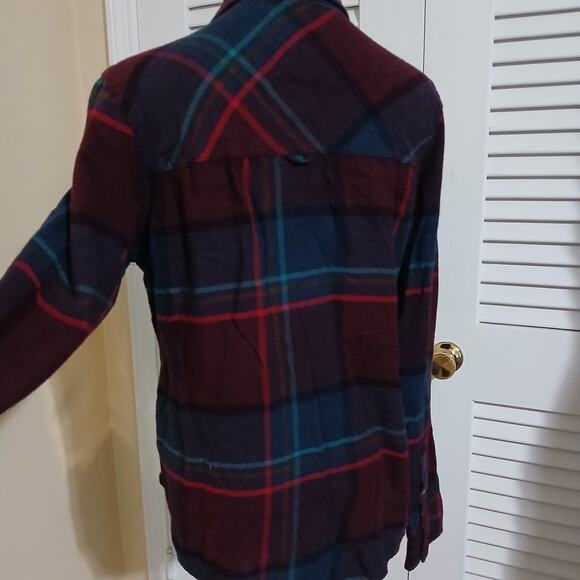 Abercrombie & Fitch New York Med Men's Flannel Maroon/Black Button-Up - Picture 6 of 12